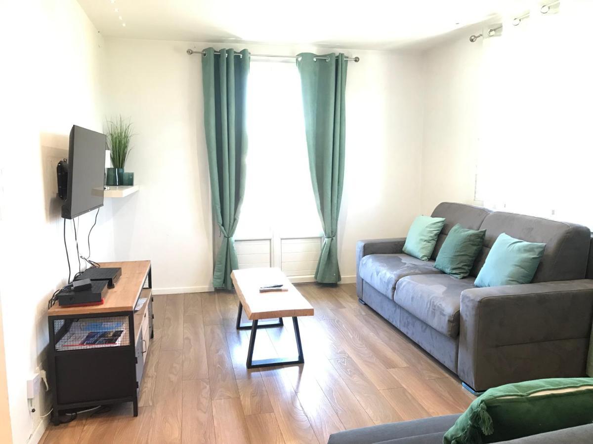 Appartamento Un Petit Bout De Reve, Balcon, Parking & Proche Centre Annecy Esterno foto